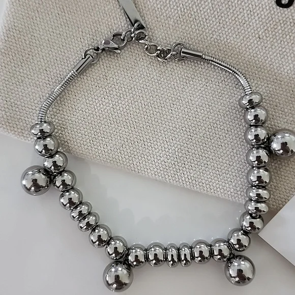 Knature The Label (Formerly Gypsy By Knature) Single Silver Moon Phase Anklet - Picture 2 of 6